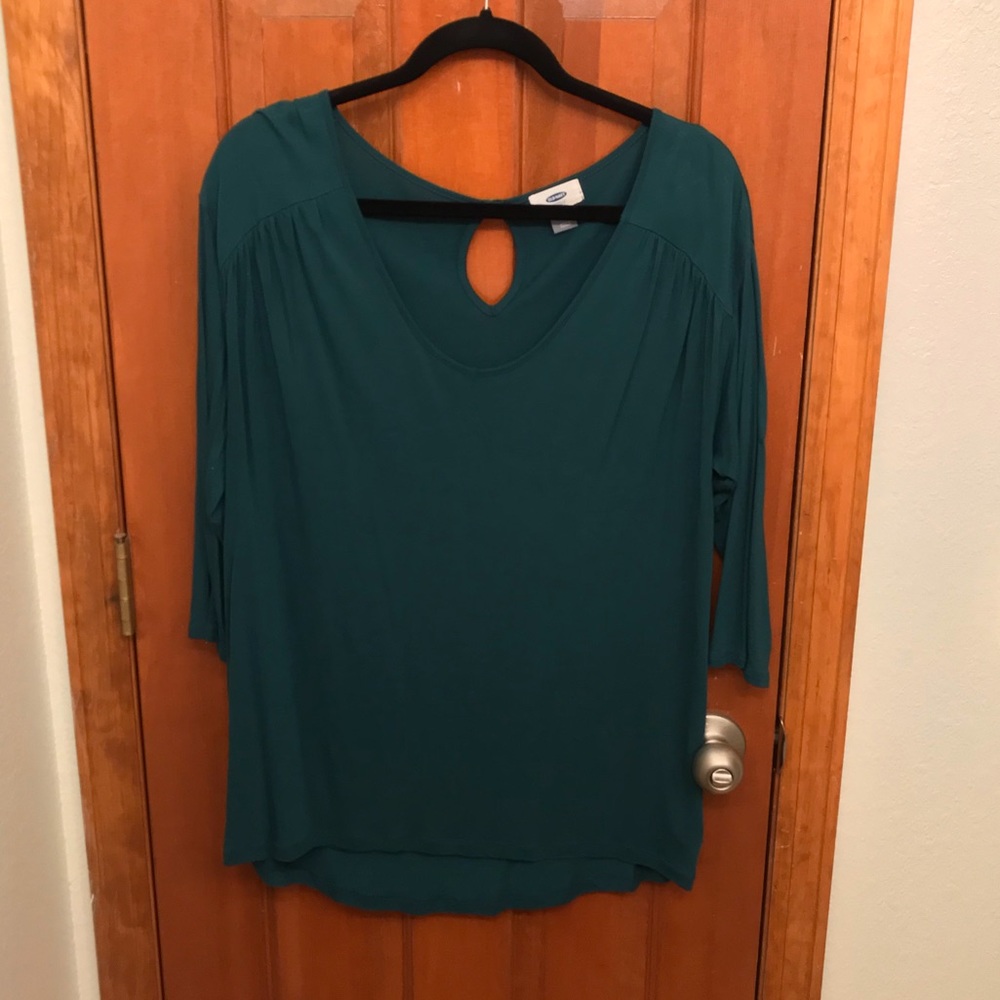 Green Old Navy long sleeved blouse